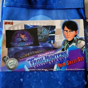 Troll Hunters Twin Sheet Set